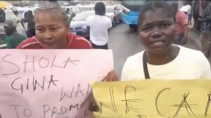 Minibus Drivers Protest in Lagos Over Ban, Commuters Stranded