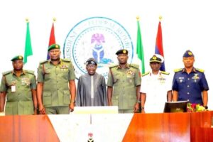 Tinubu Convenes Emergency Security Meeting With Service Chiefs at Aso Rock