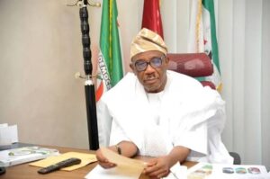 Osun Police Summon APC Senator Fadahunsi Over ‘Kill Accord Members’ Comment