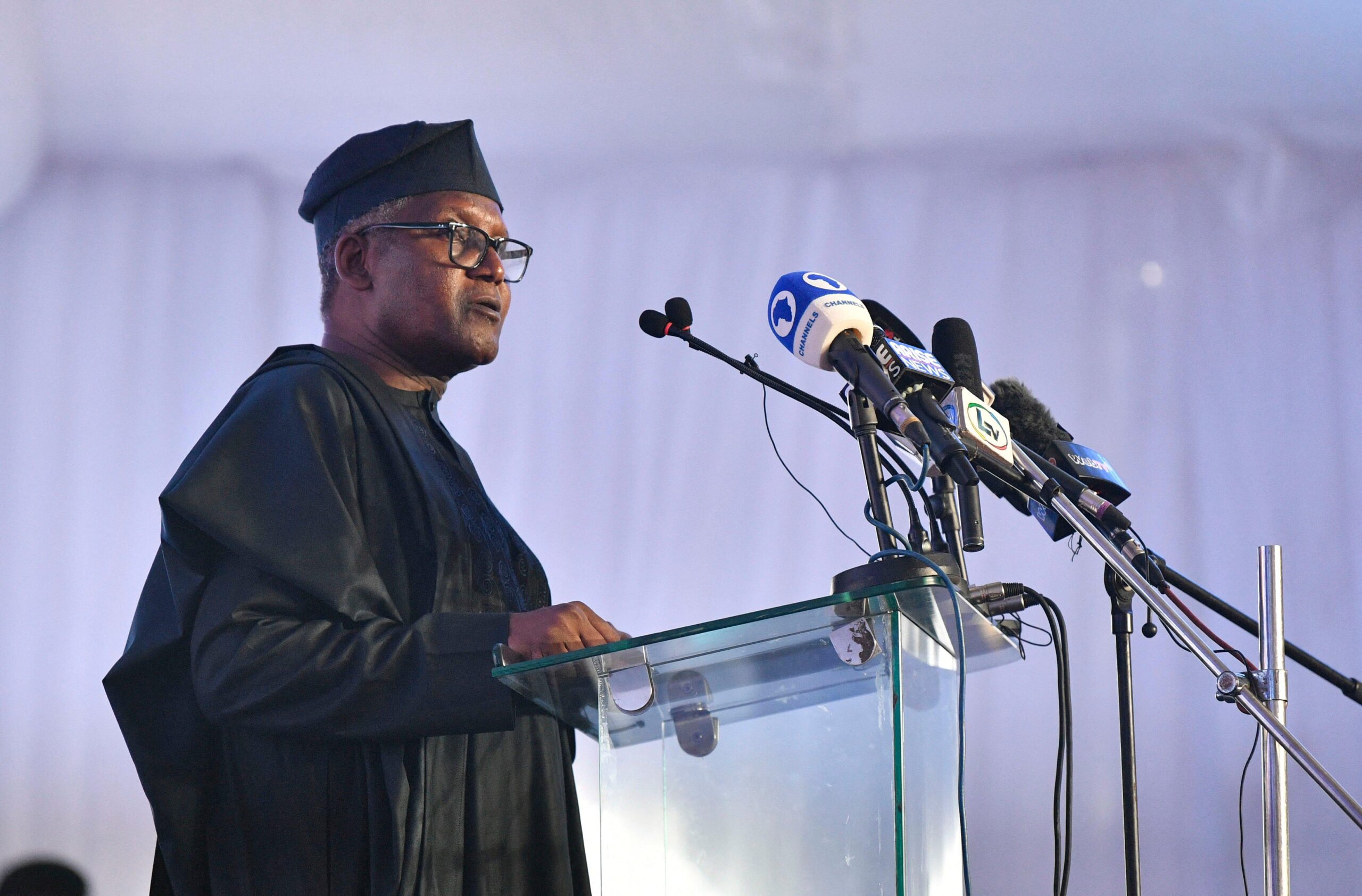 Dangote Foundation Launches Student Share Grant to Promote Investment Among Young Nigerians